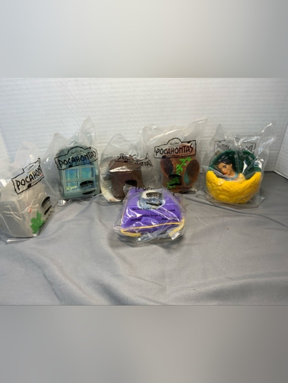 Disney Pocahontas Burger King Hide N Seek Finger Puppets set of 6 1996